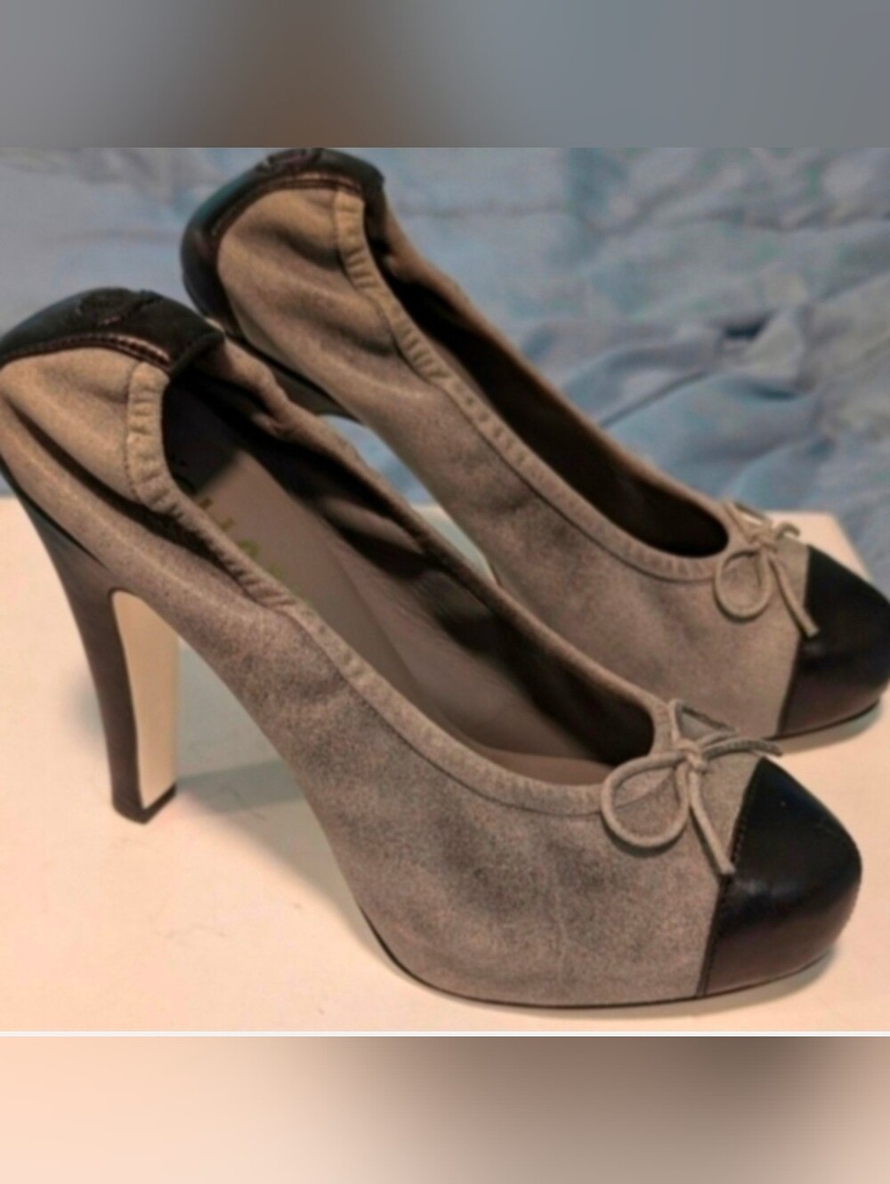 CHANEL Rue Cambon Platform Pumps W/ CC Logo Cap Toe Black/Gray Leather